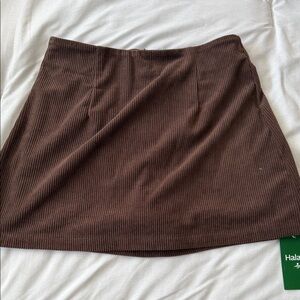 HALARA Chocolate Ribbed Mini Skirt
